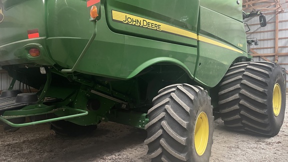 2023 John Deere S780 Combine