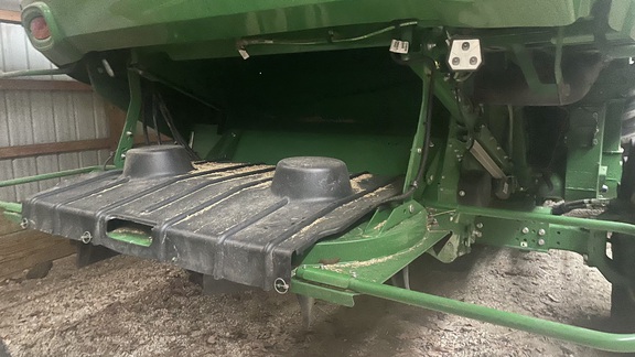 2022 John Deere S780 Combine