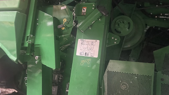 2022 John Deere S780 Combine