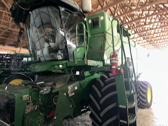 2024 John Deere S760 Combine