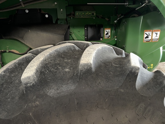 2024 John Deere S760 Combine