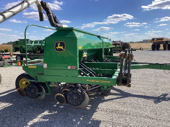 2005 John Deere 1590 Drill
