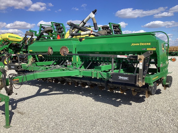 2005 John Deere 1590 Drill