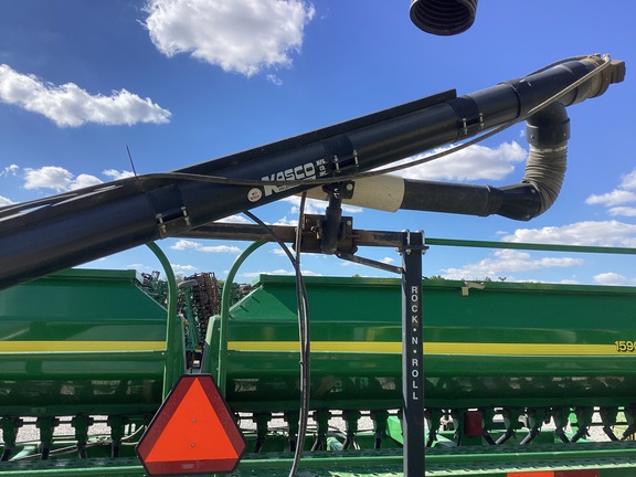 2005 John Deere 1590 Drill