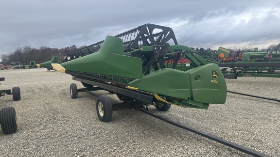 2010 John Deere 630F Header Combine