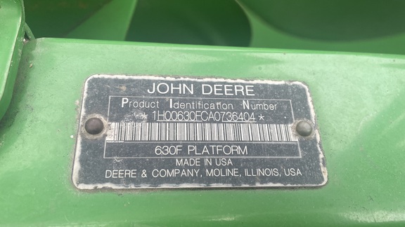 2010 John Deere 630F Header Combine