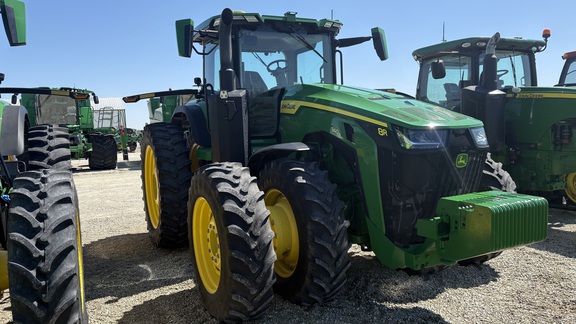 2023 John Deere 8R 340 Tractor