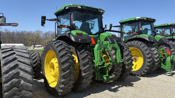 2023 John Deere 8R 340 Tractor
