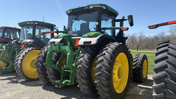 2023 John Deere 8R 340 Tractor