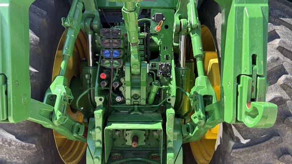 2023 John Deere 8R 340 Tractor