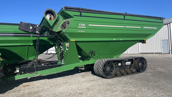 2010 J&M 1325-20S Grain Cart