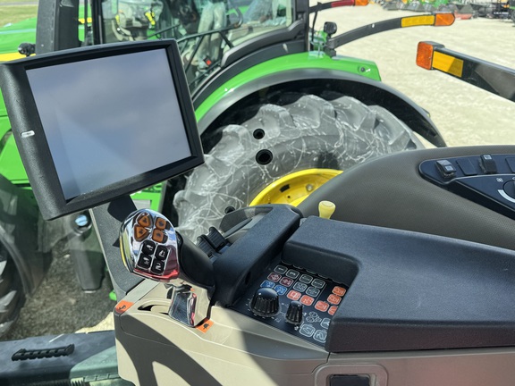 2014 Case IH Magnum 290 Tractor