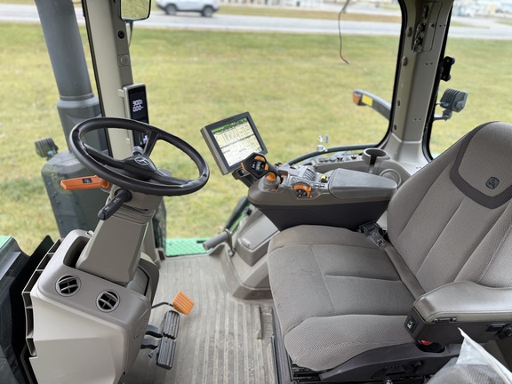 2021 John Deere 8R 280 Tractor