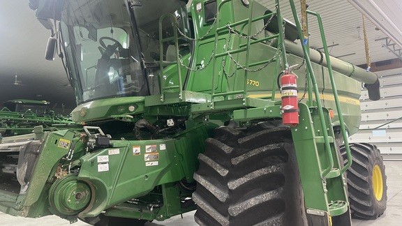 2023 John Deere S770 Combine