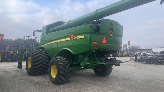 2023 John Deere S770 Combine