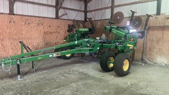 2022 John Deere 2100 Disk Ripper