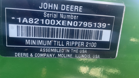 2022 John Deere 2100 Disk Ripper