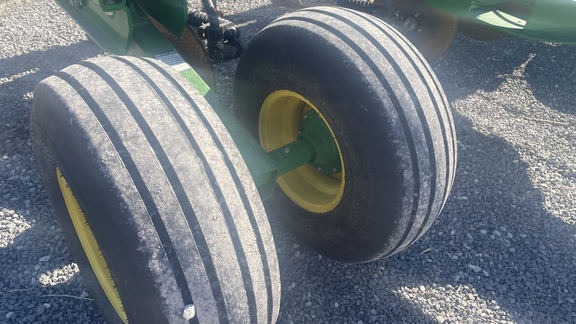 2022 John Deere 2100 Disk Ripper