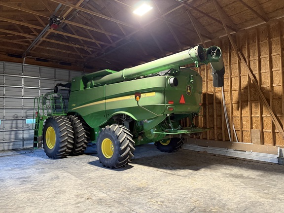 2024 John Deere S780 Combine