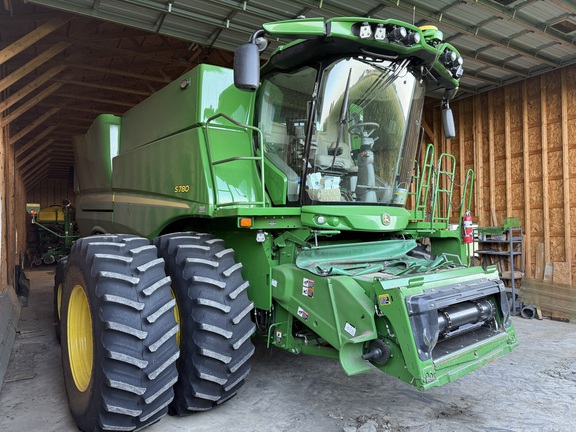 2024 John Deere S780 Combine