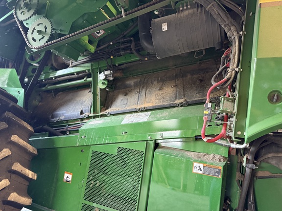 2024 John Deere S780 Combine