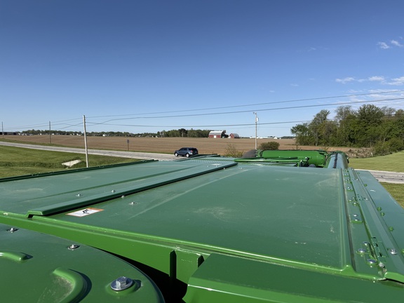 2024 John Deere S780 Combine