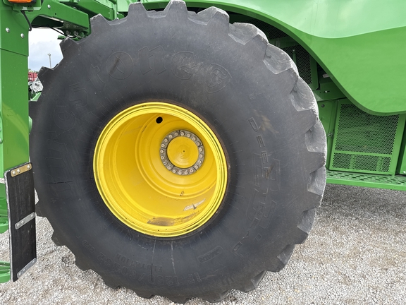 2024 John Deere S780 Combine