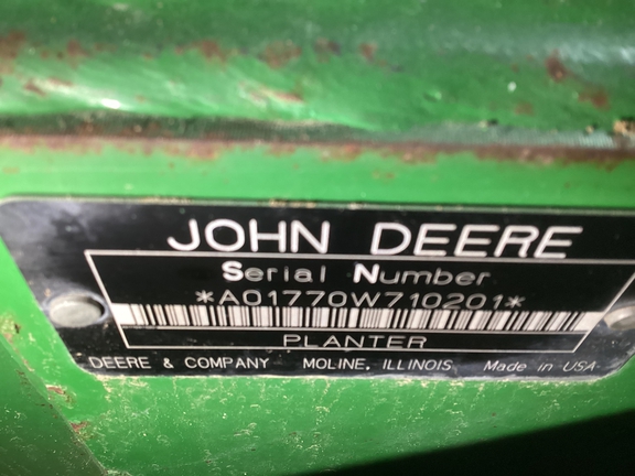 2004 John Deere 1770NT Planter