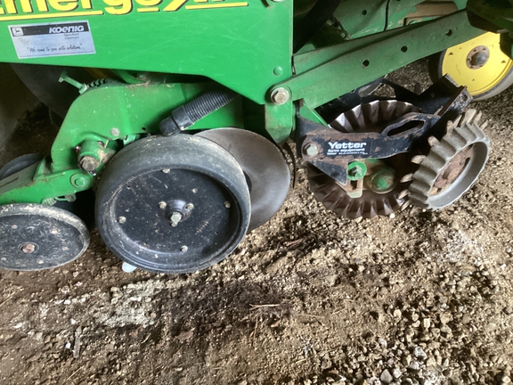 2004 John Deere 1770NT Planter