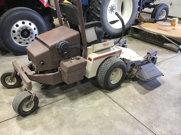 2005 Grasshopper 722D2 Mower/Front Deck