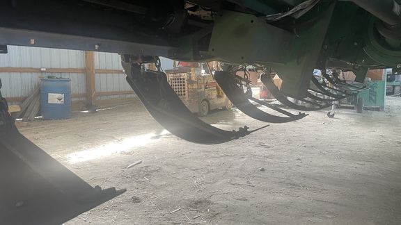 2014 John Deere 608C Header Corn Head