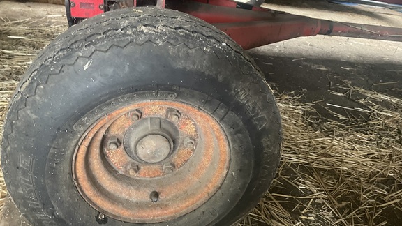 Unverferth G8 Header Transport