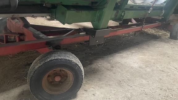 Unverferth G8 Header Transport