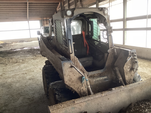 2022 John Deere 324G Skid Steer Loader