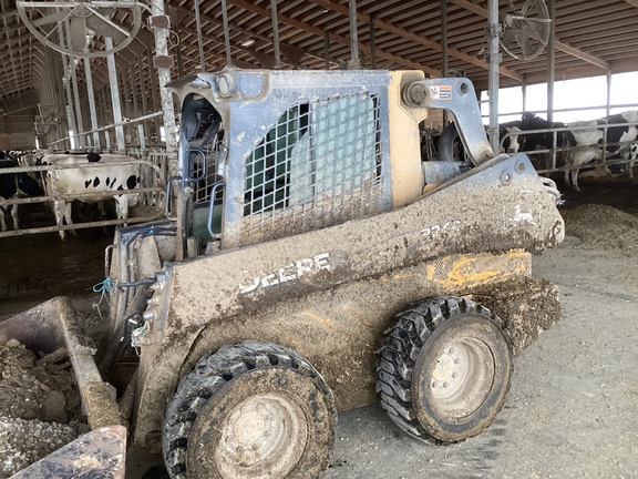 2022 John Deere 324G Skid Steer Loader