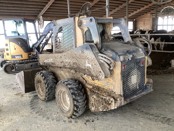 2022 John Deere 324G Skid Steer Loader