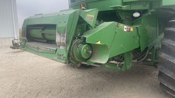 2002 John Deere 9650 STS Combine