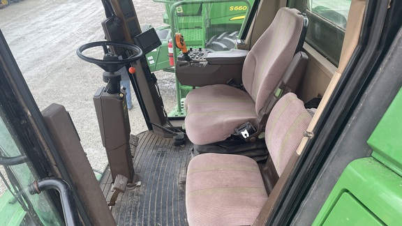 2002 John Deere 9650 STS Combine