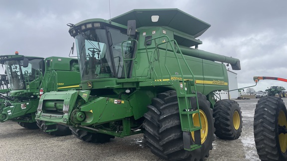 2002 John Deere 9650 STS Combine