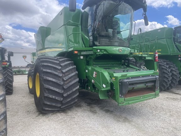 2023 John Deere S780 Combine