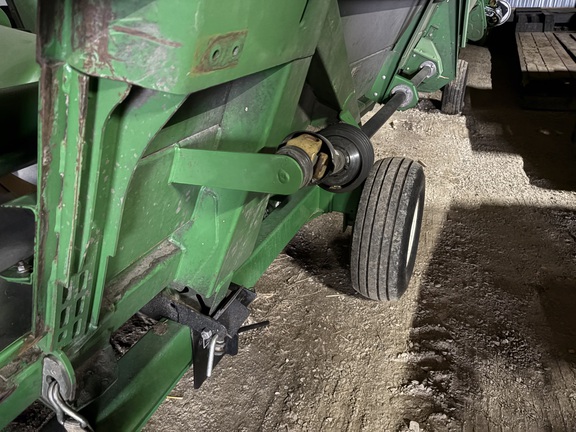 2011 John Deere 612C Header Corn Head