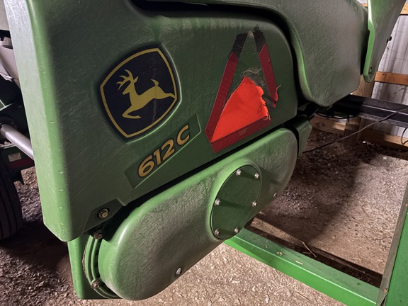 2011 John Deere 612C Header Corn Head