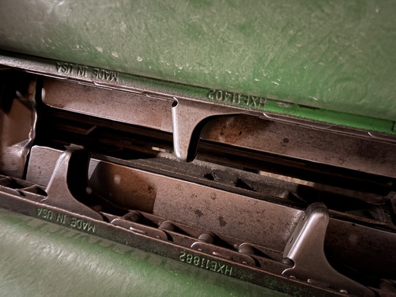 2011 John Deere 612C Header Corn Head