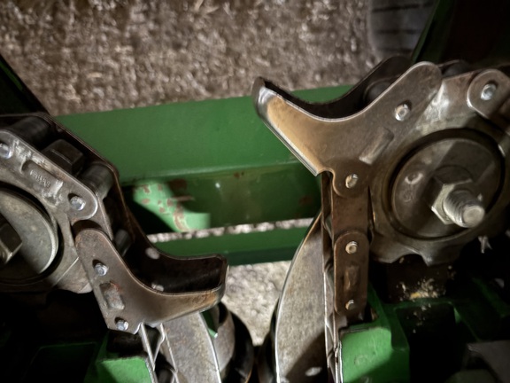 2011 John Deere 612C Header Corn Head