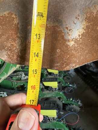 2017 John Deere 1795 Planter