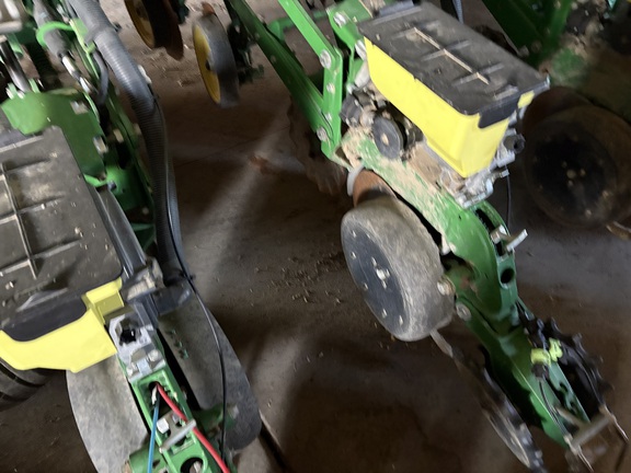 2017 John Deere 1795 Planter