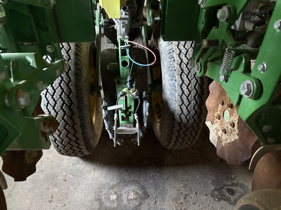 2017 John Deere 1795 Planter