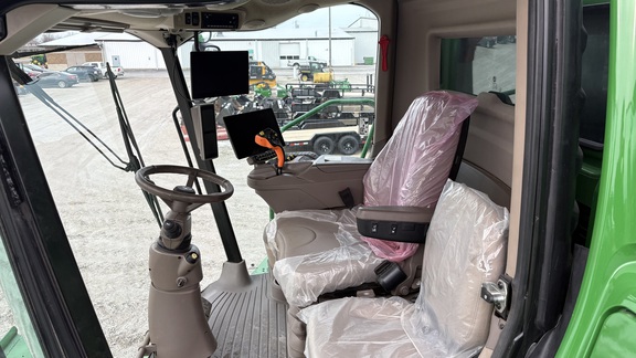 2024 John Deere S790 Combine