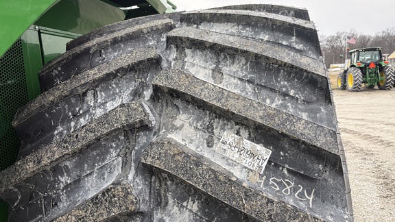 2024 John Deere S790 Combine