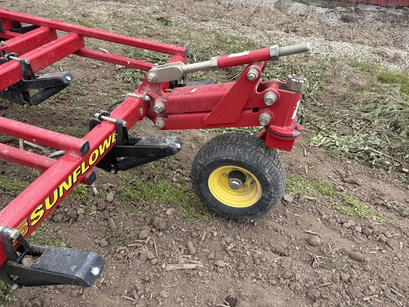 2016 Sunflower 5056 Field Cultivator
